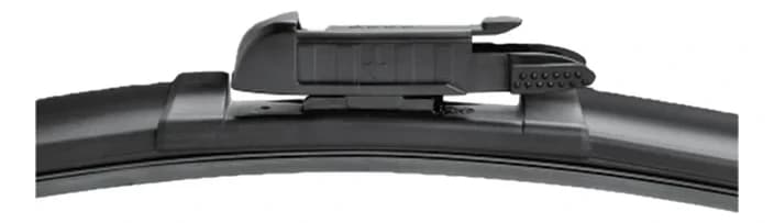 Front connector, fitted to the blade