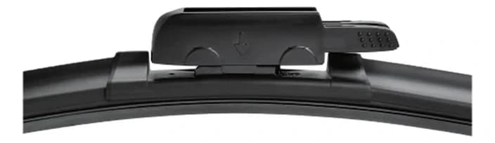 Front connector, fitted to the blade