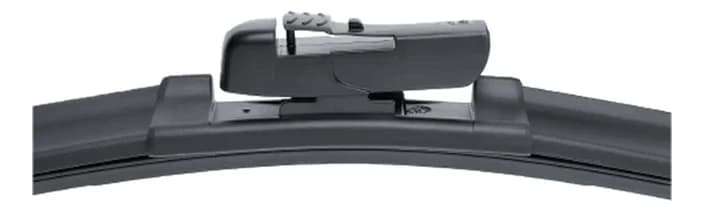 Front connector, fitted to the blade