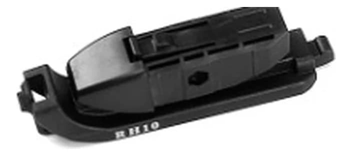 Rear connector, fitted to the blade