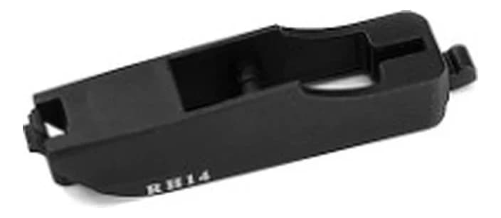 Rear connector, fitted to the blade