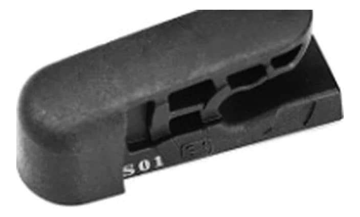 Rear connector, fitted to the blade