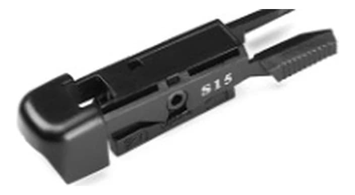 Rear connector, fitted to the blade